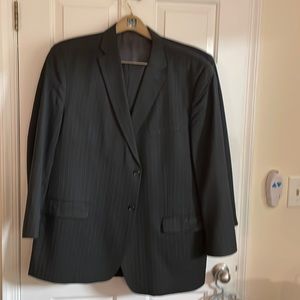 Men’s 50 r grey pin stripe Jones my suit